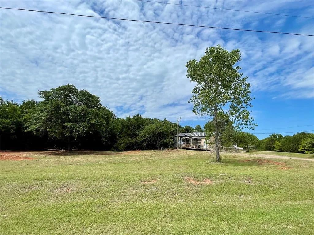 1.38 Acres of Land for Sale in Noble, Oklahoma - Noble, Oklahoma, 73068