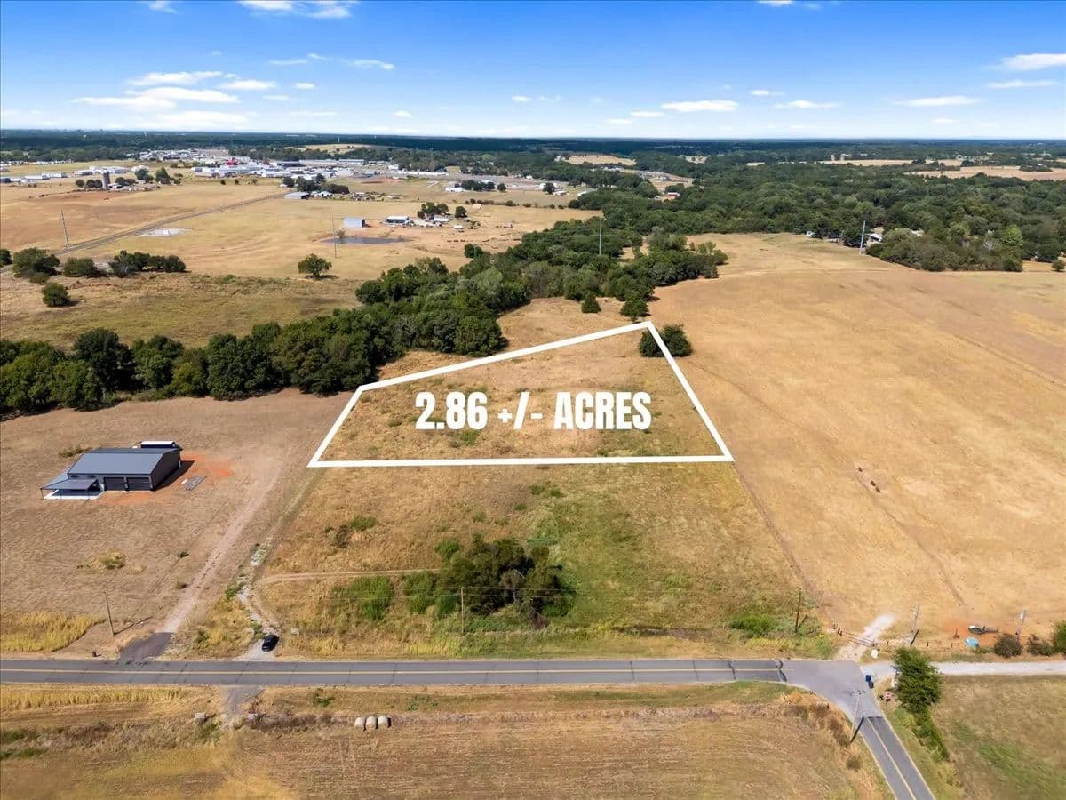 2.93 Acres of Land for Sale in Lexington, OK - Lexington, Oklahoma, 73051