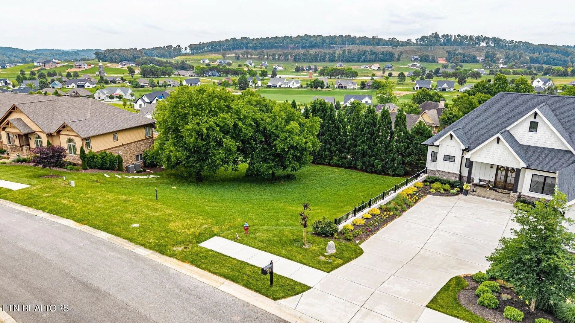 Property from 1587 Eagle Point Drive - KW - Loudon, Tennessee, 37774