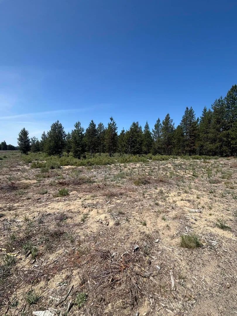 Property from US-97 - KW - La Pine, Oregon, 97739