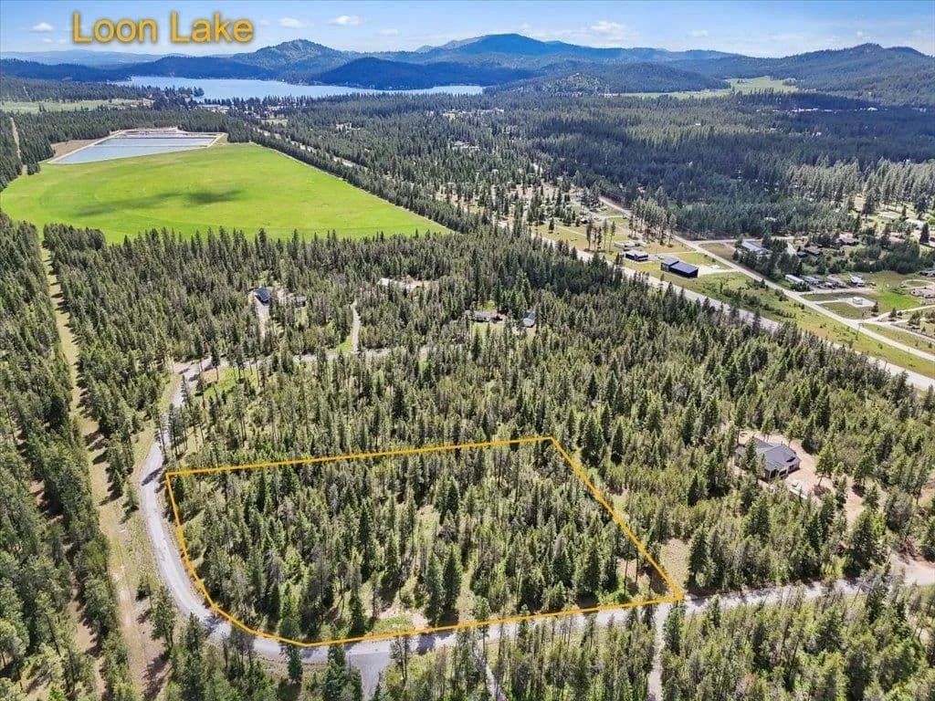 Property from 3804 Meadowlark Way - KW - Loon Lake, Washington, 99148