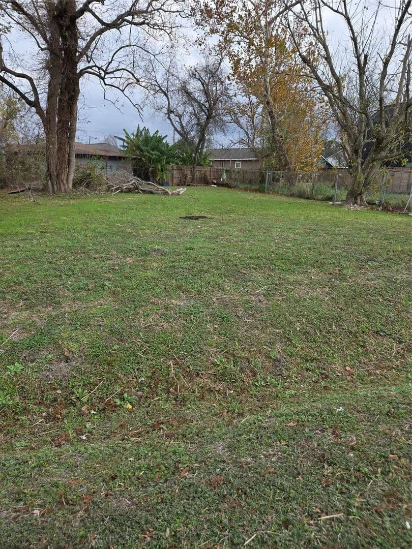Property from 4204 Cortlandt Street - KW - Houston, Texas, 77018