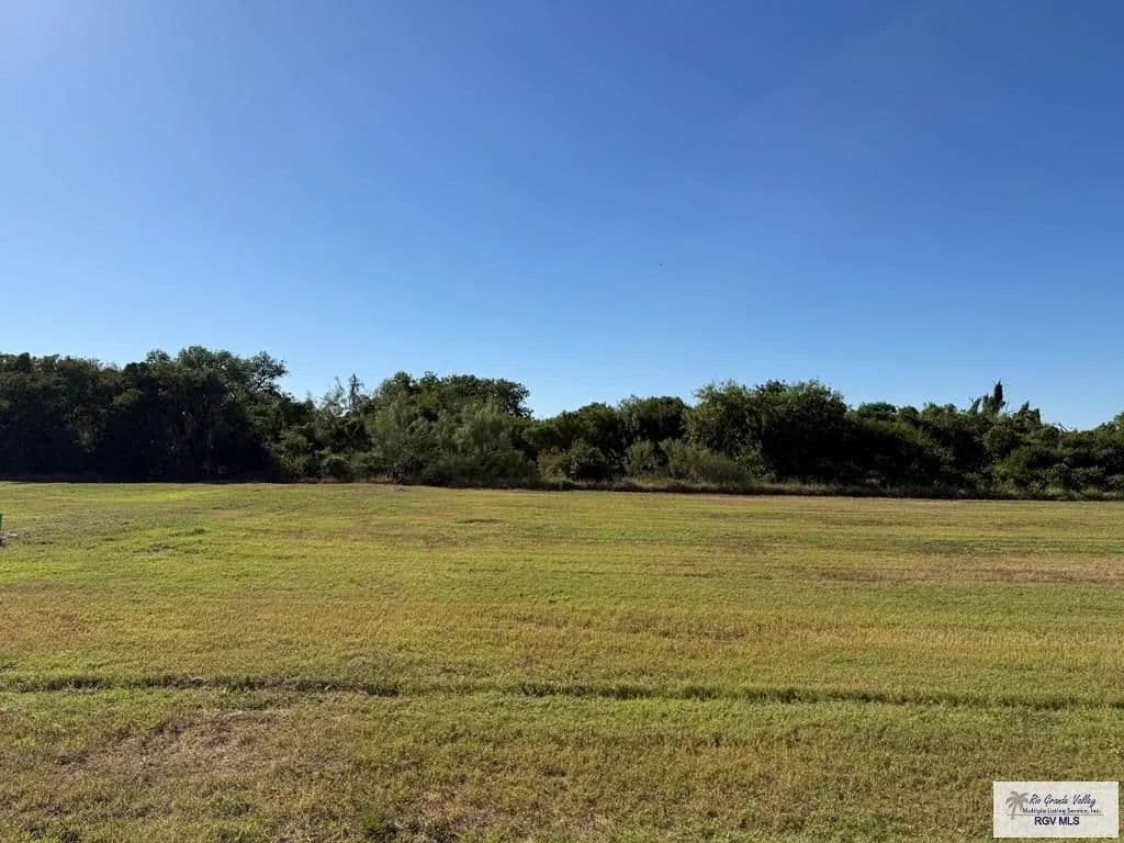 0.69 Acres of Land for Sale in Brownsville, Texas - Brownsville, Texas, 78526