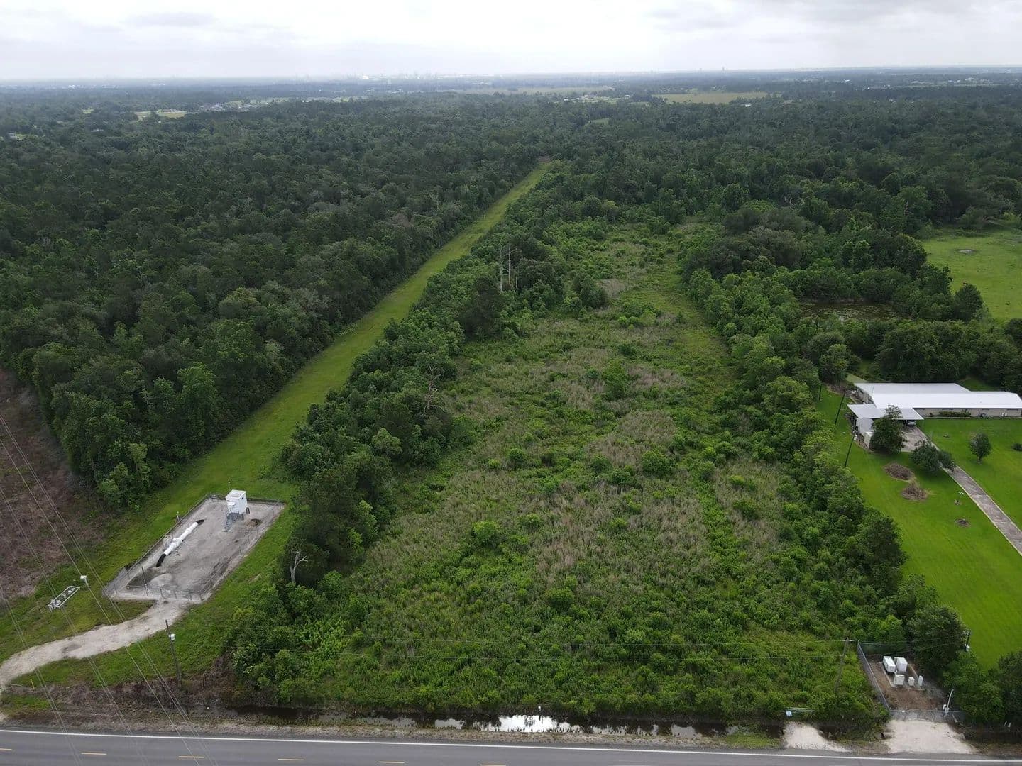 8 Acres of Land for Sale in Carlyss, Louisiana - Carlyss, Louisiana, 70655