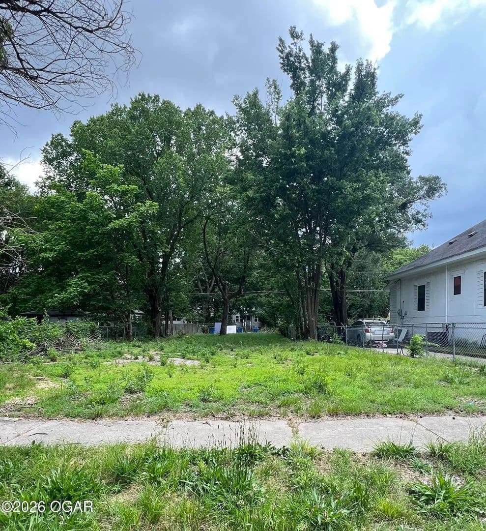 Property from 913 S Connor Avenue - KW - Joplin, Missouri, 64801