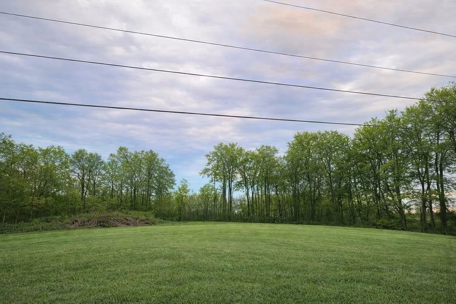 5.84 Acres of Land for Sale in Cottontown, Tennessee - Cottontown, Tennessee, 37048