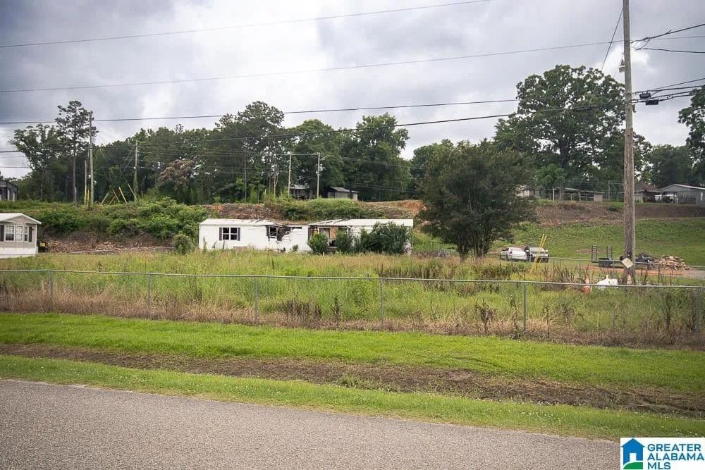 0.76 Acres of Land for Sale in Shelby, Alabama - Shelby, Alabama, 35143