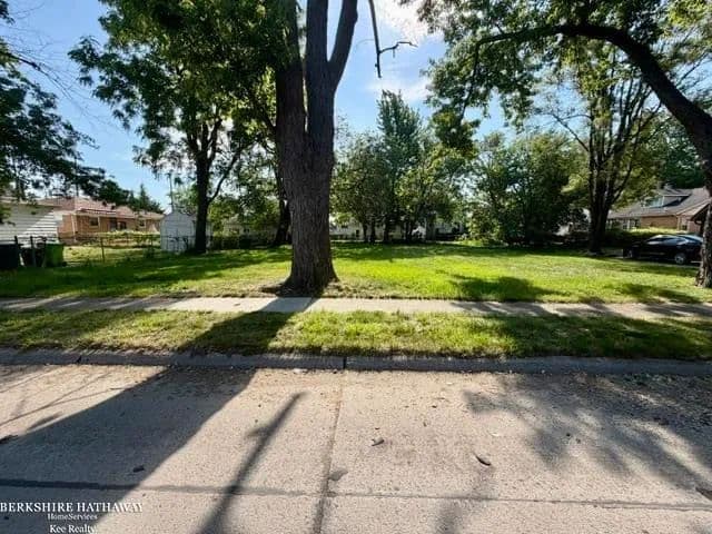 Property from 0000 Elmwood - KW - Eastpointe, Michigan, 48021