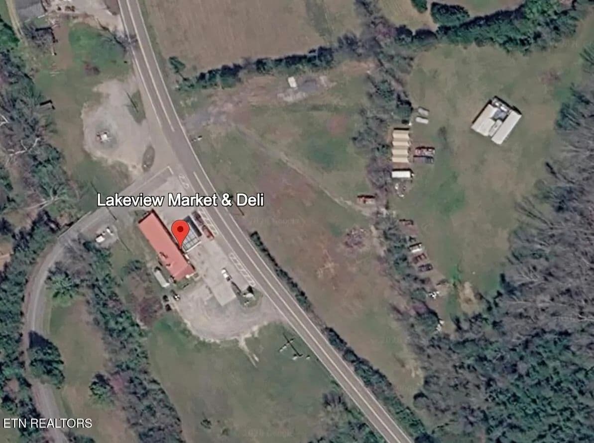2 Acres of Land for Sale in Dandridge, TN - Dandridge, Tennessee, 37725