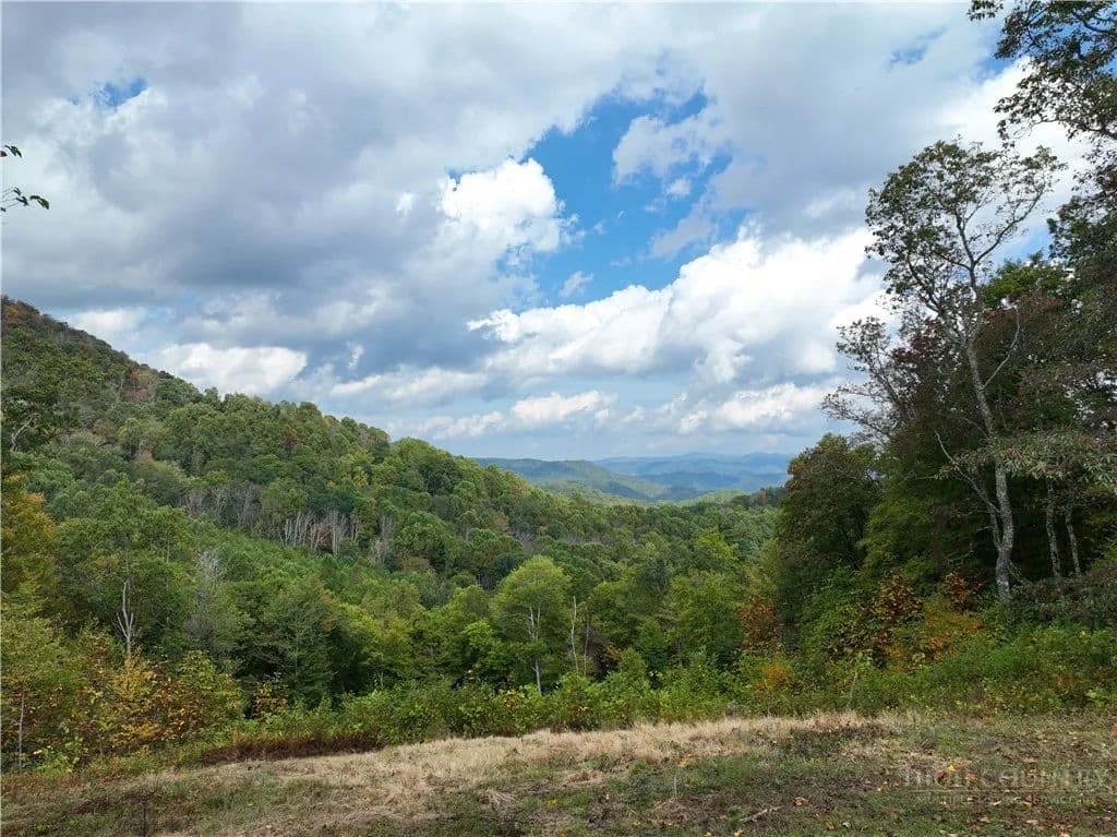 Property from Lot 18 Morgan's Ridge Drive - KW - Banner Elk, North Carolina, 28604