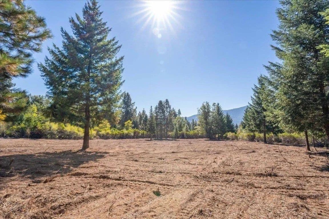 Lots & Land-Other in Mount Shasta - Mount Shasta, California, 96067