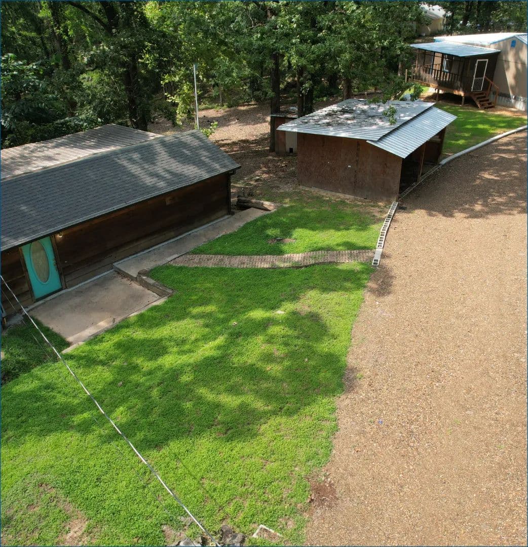 Dual Home Property in Yalobusha County at 201 Ridgewood Drive in Water Valley, MS - Water Valley, Mississippi, 38965