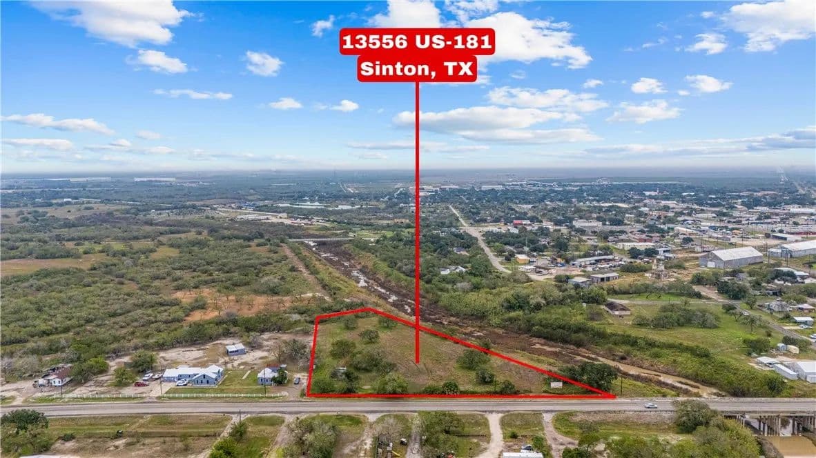 4.78 Acres of Land for Sale in Sinton, Texas - Sinton, Texas, 78387