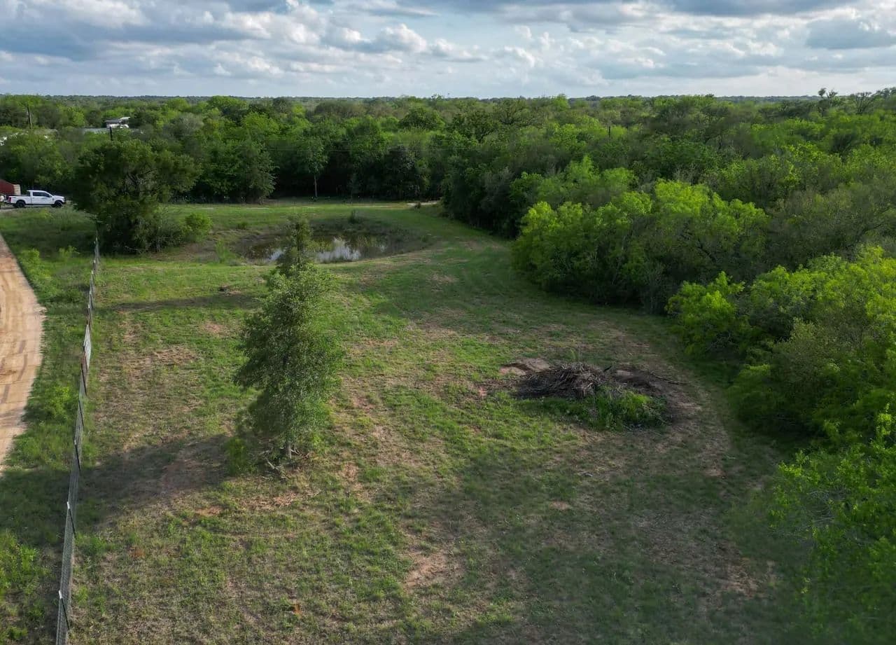 Cedar Creek Homestead - Cedar Creek, Texas, 78612