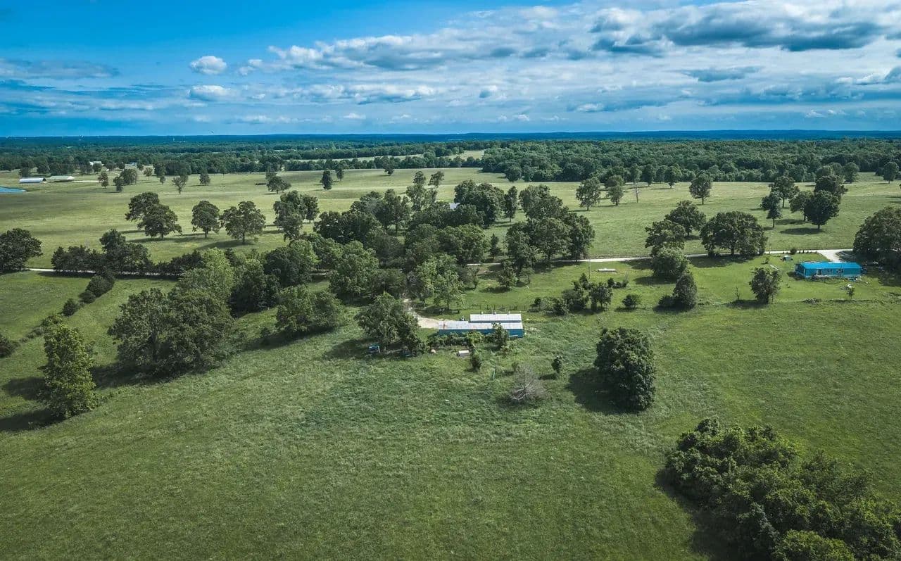 Bangor Farm - Crocker, Missouri, 65452