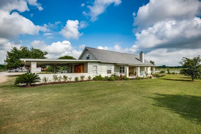 879 Smith Falor Rd - Beautiful 59+ Acre Ranch