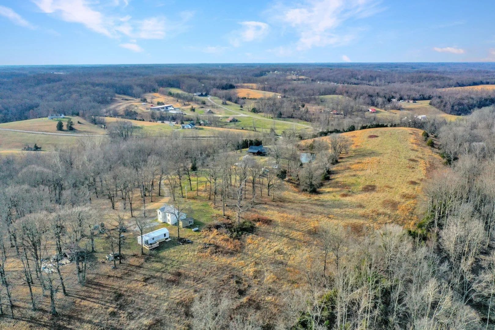 30 Acres of Land for Sale in Bethpage, Tennessee - Bethpage, Tennessee, 37022