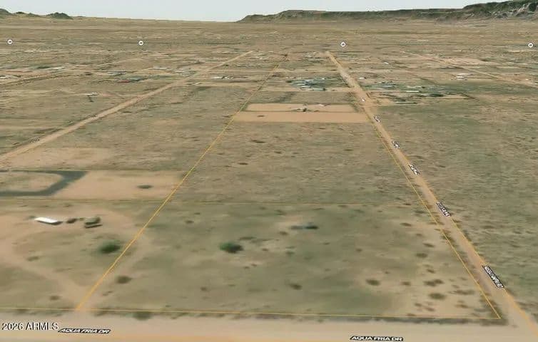 Vacant Land in Golden Valley - Golden Valley, Arizona, 86413