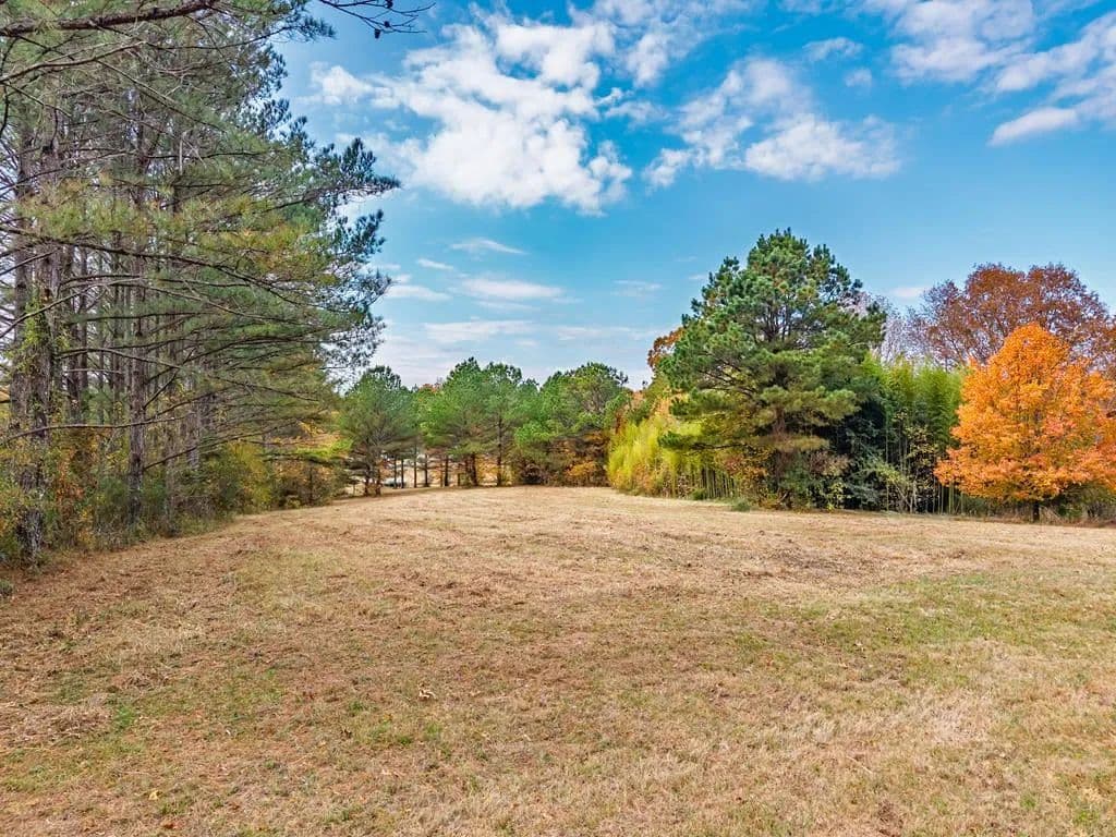 Property from TBD Cr 111 - KW - Oxford, Mississippi, 38655