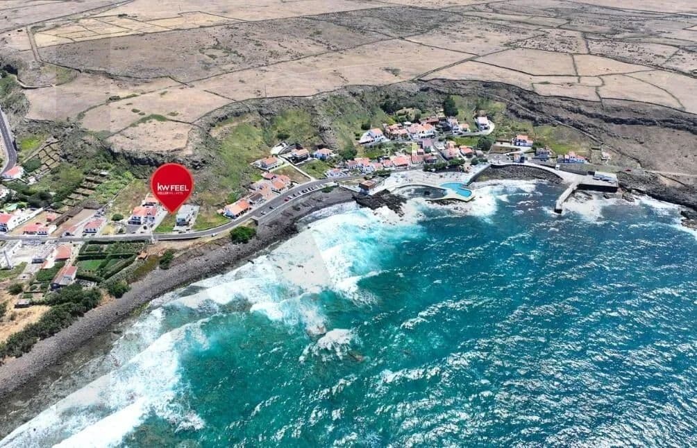 352.5 Acres of Land for Sale in Vila do Porto, Vila do Porto - land for sale