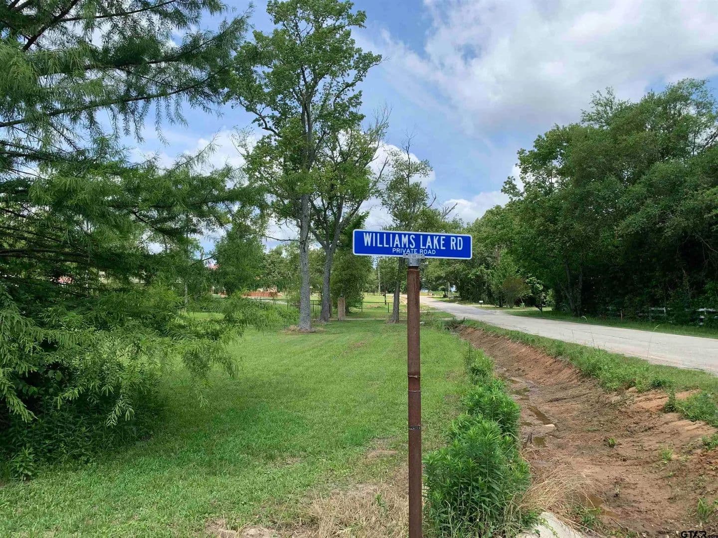 0.5 Acres of Land for Sale in Tyler, Texas - Tyler, Texas, 75704