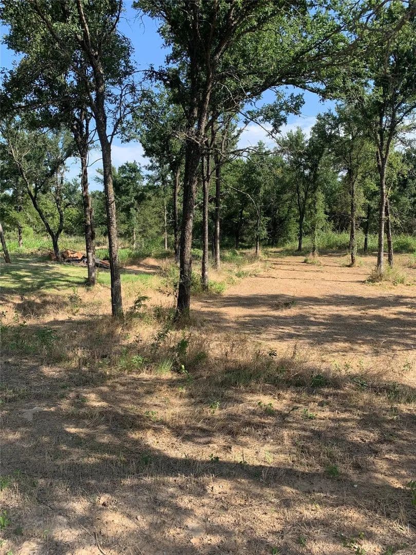 0.5 Acres of Land for Sale in Runaway Bay, TX - Runaway Bay, Texas, 76426
