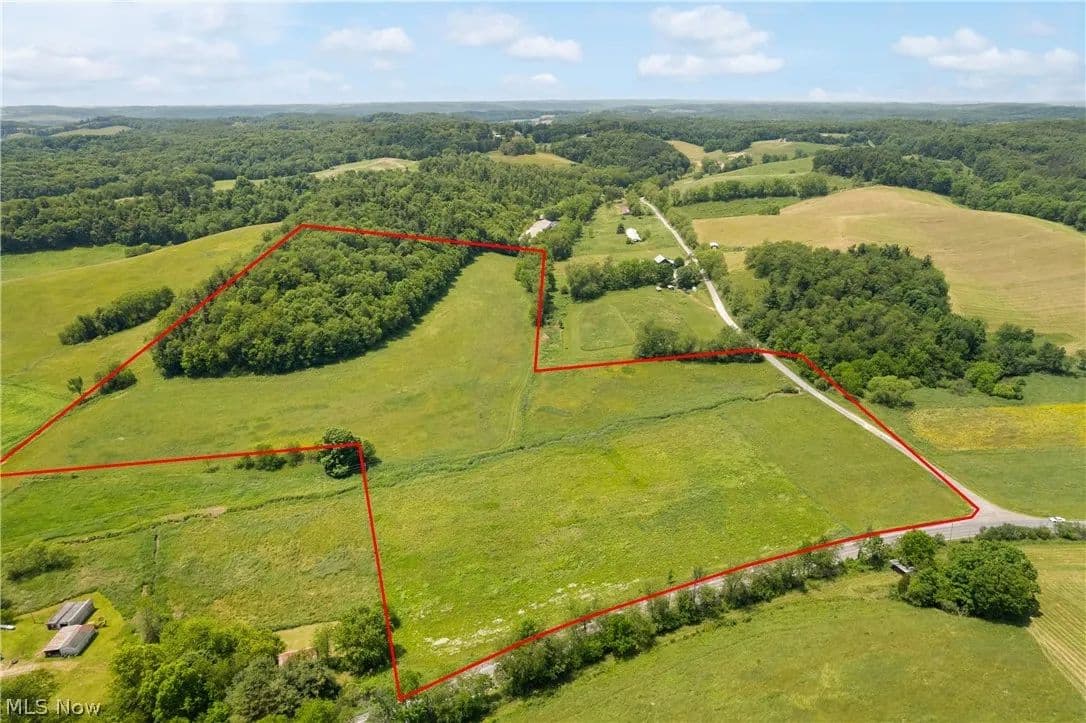 30.3 Acres of Land for Sale in Dellroy, Ohio - Dellroy, Ohio, 44620