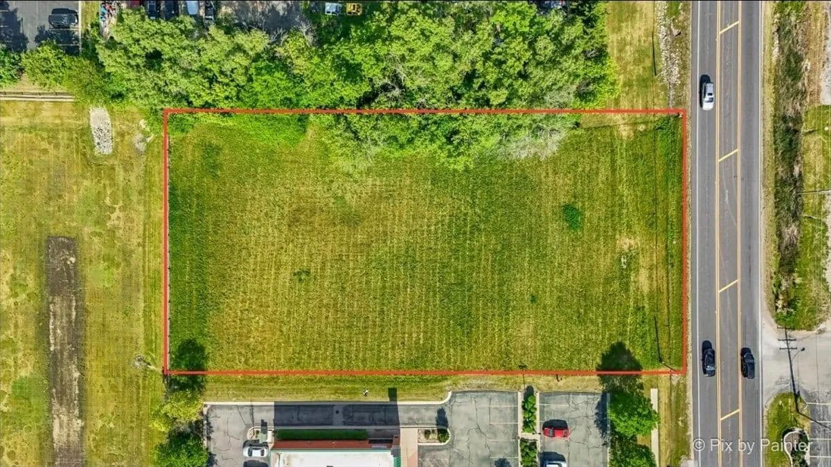Property from IL Rt 176 - KW - Crystal Lake, Illinois, 60014