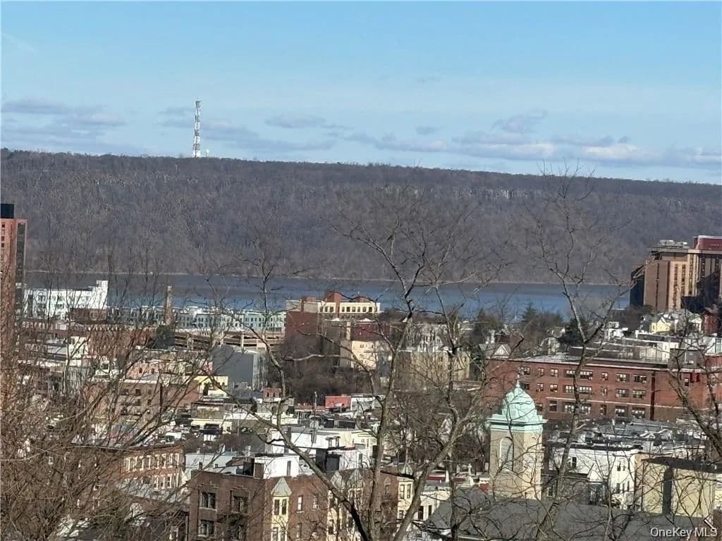 Property from 223 Glenbrook Avenue - KW - Yonkers, New York, 10705