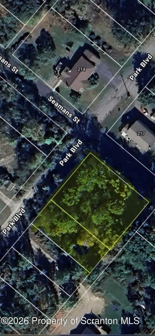 Property from Park/Seamans Boulevard - KW - Clarks Summit, Pennsylvania, 18411
