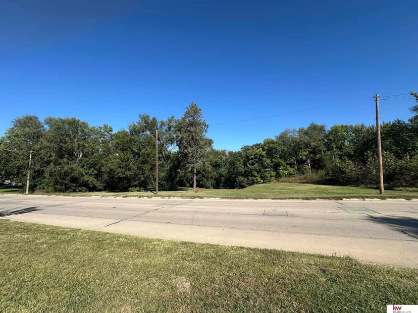 Property from East Superior Lots 7,8,9 BLK 28 - KW