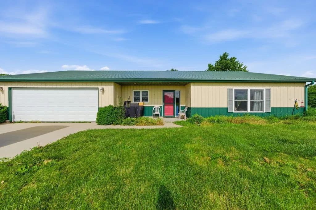 2 Acres of Land for Sale in Milo, Iowa - Milo, Iowa, 50166