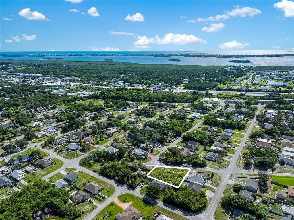 Property from 1325 2nd Road SW - KW - Vero Beach, Florida, 32962