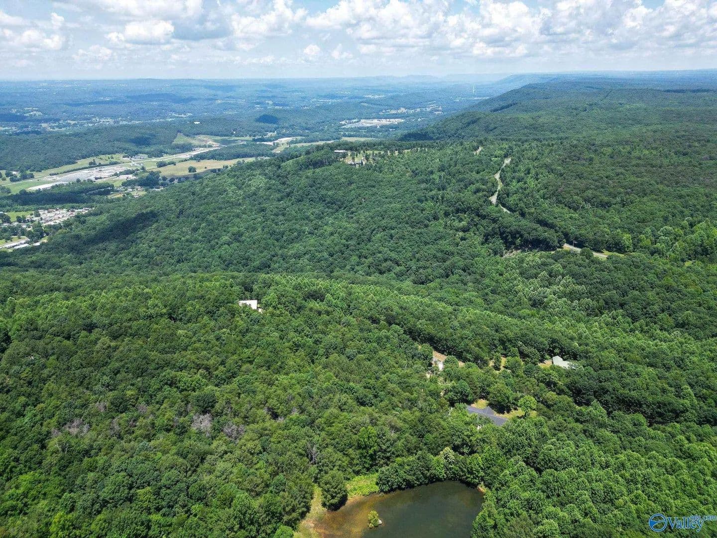 0.77 Acres of Land for Sale in Fort Payne, AL - Fort Payne, Alabama, 35967