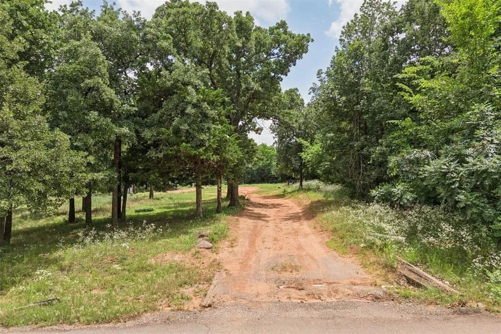5 Acres of Land for Sale in Harrah, Oklahoma - Harrah, Oklahoma, 73045