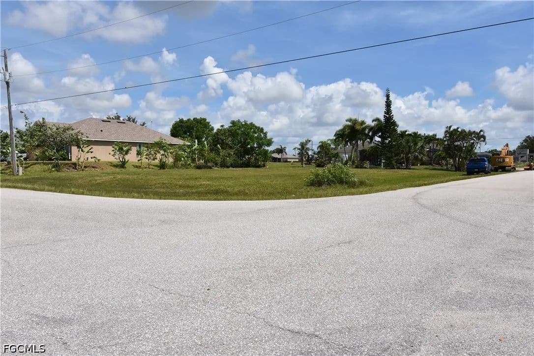 0.24 Acres of Land for Sale in Cape Coral, Florida - Cape Coral, Florida, 33993