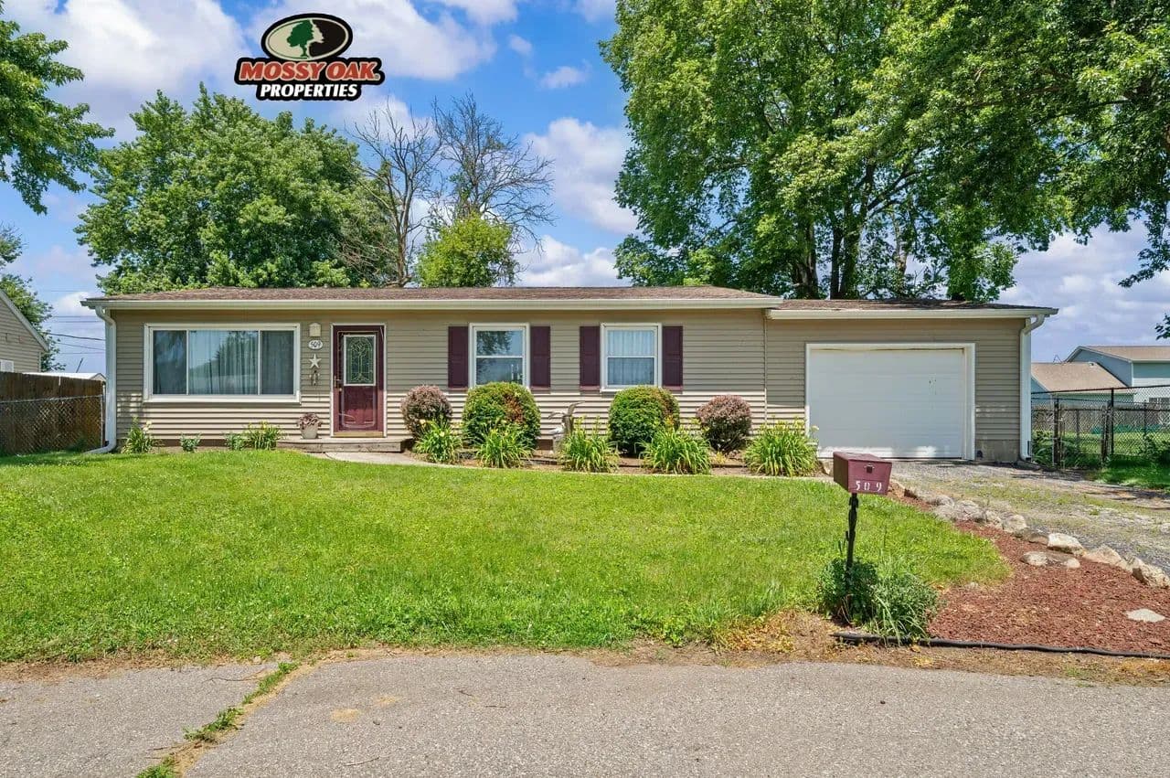 Move-In Ready, 3-Bedroom, 1-Bath Home at 509 E. Jefferson St., Westville, IN - Westville, Indiana, 46391