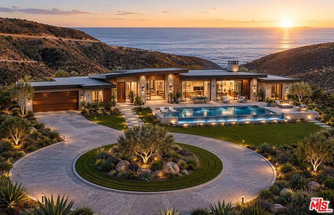Vacant Land in Malibu - Malibu, California, 90265