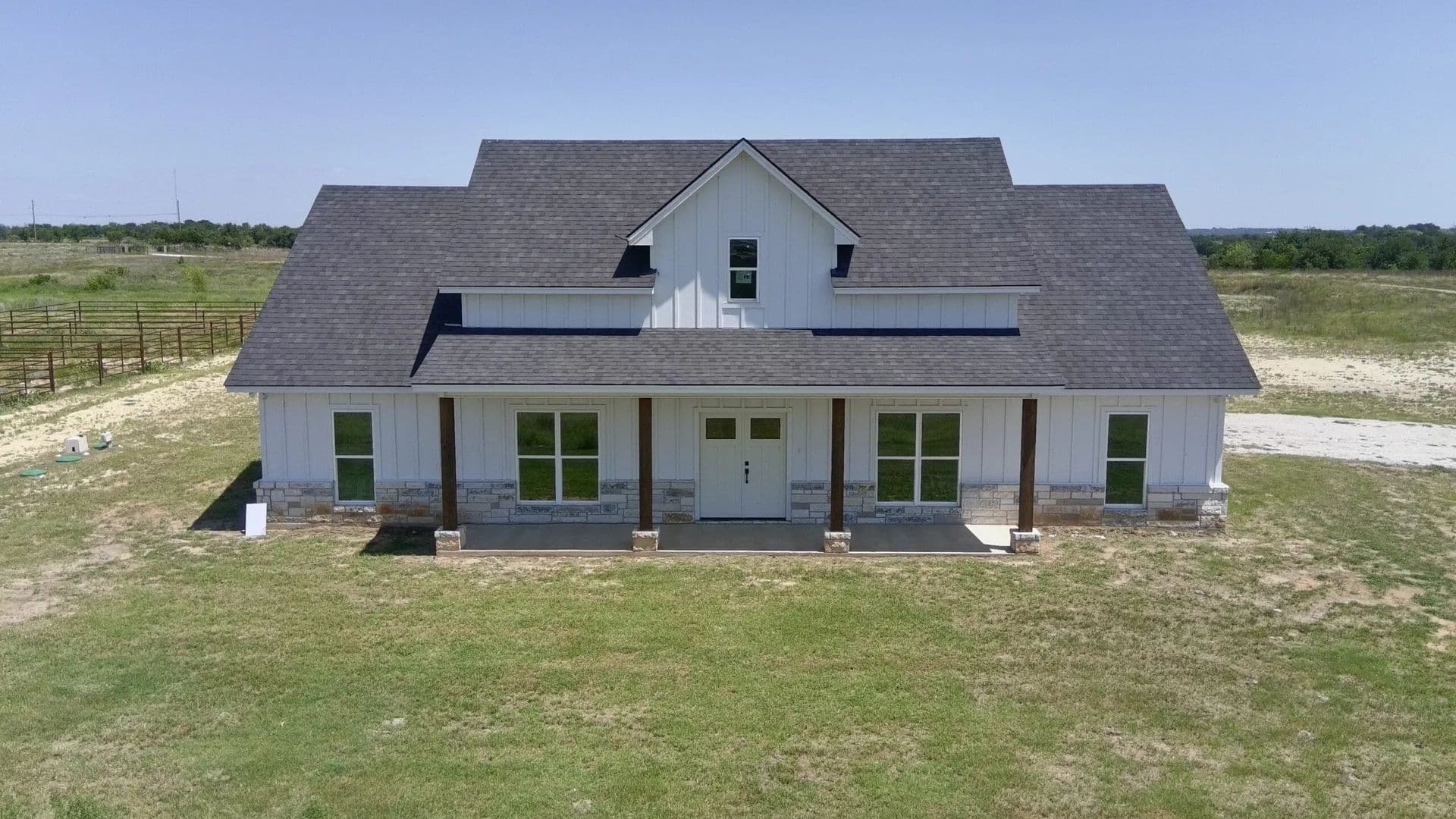 Wright Way Ranch - Stephenville, Texas, 76401