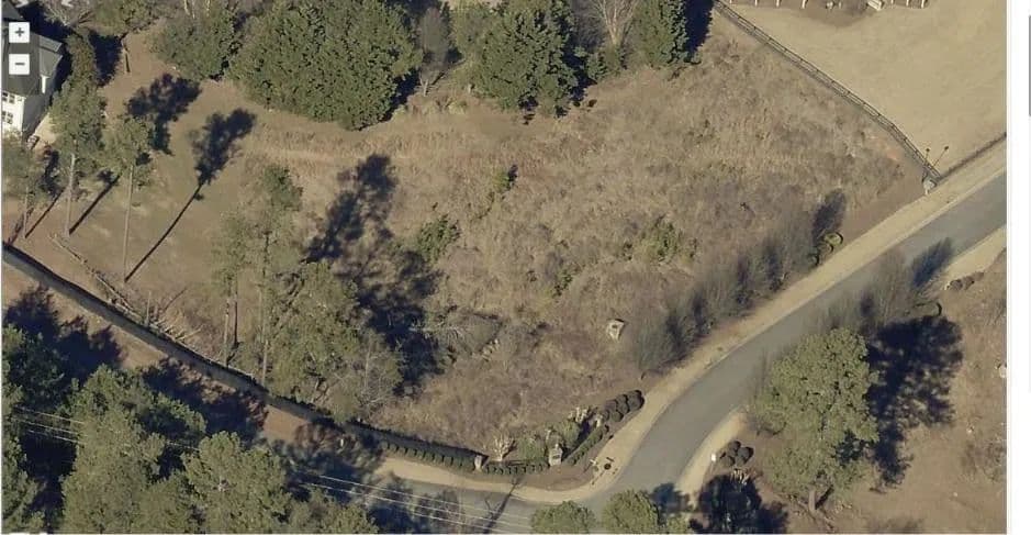 Land -Single Family Acreage in Gainesville - Gainesville, Georgia, 30506