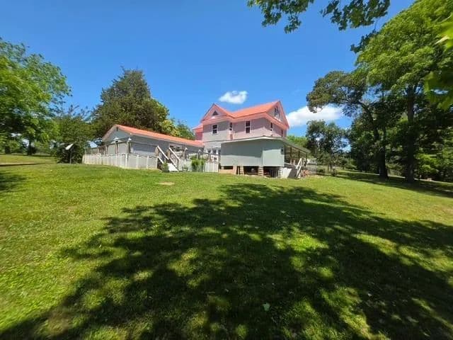 3-Acre Victorian Home in Harriman, TN for Sale - land for sale
