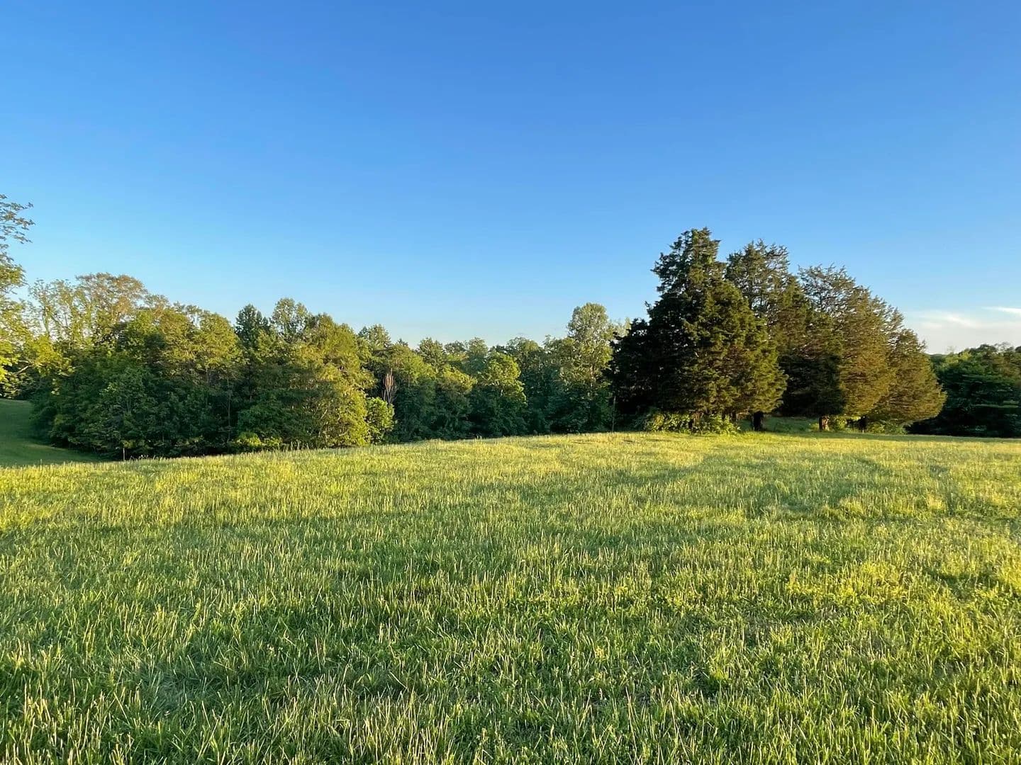 0.8 Acres of Land for Sale in Russell Springs, Kentucky - Russell Springs, Kentucky, 42642