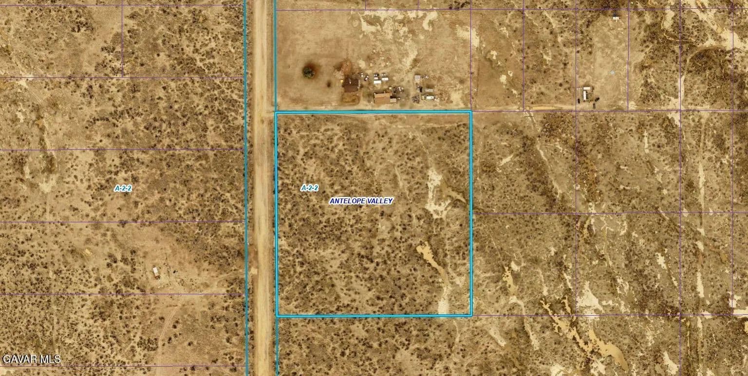 Property from 20 E 20th St E Street - KW - Lancaster, California, 93535