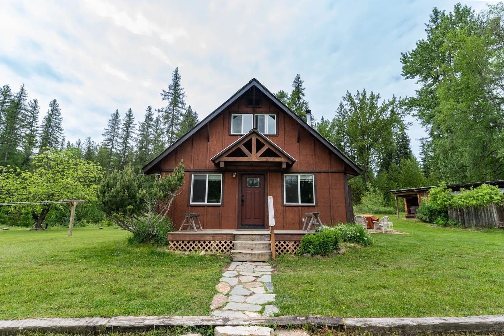 Meadow Creek Retreat - Bonners Ferry, Idaho, 83805
