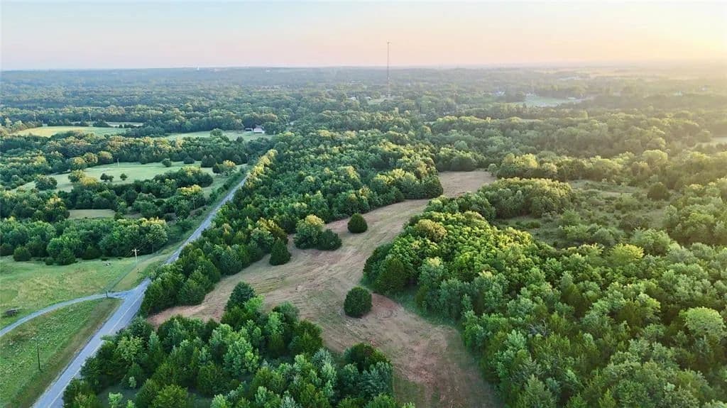 36 Acres of Land for Sale in Earlsboro, Oklahoma - Earlsboro, Oklahoma, 74840