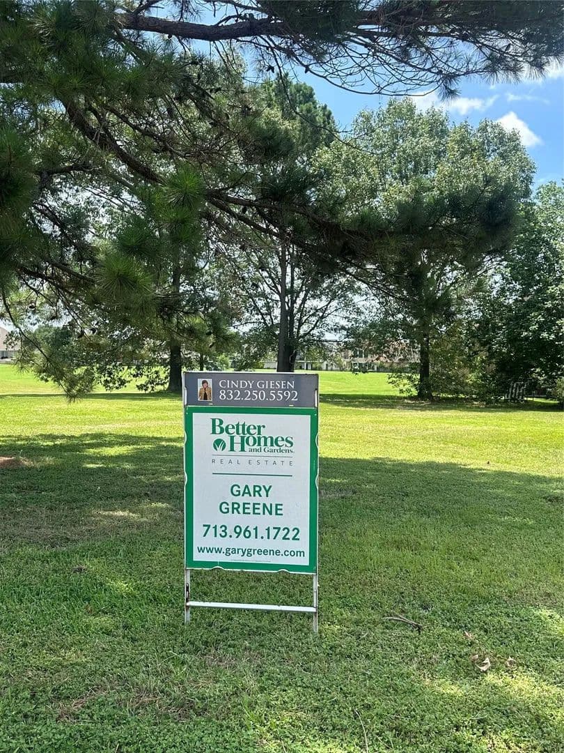 Lots & Land-Other in Montgomery - Montgomery, Texas, 77356