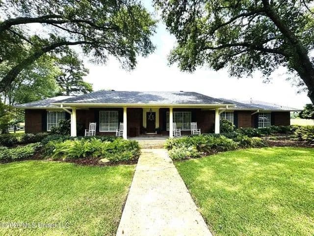 Gillsburg MS Farmhouse Estate on 72 Acres - Osyka, Mississippi, 39657