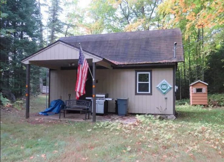 U.P. Hunting Camp 50222658 - Republic, Michigan, 49879