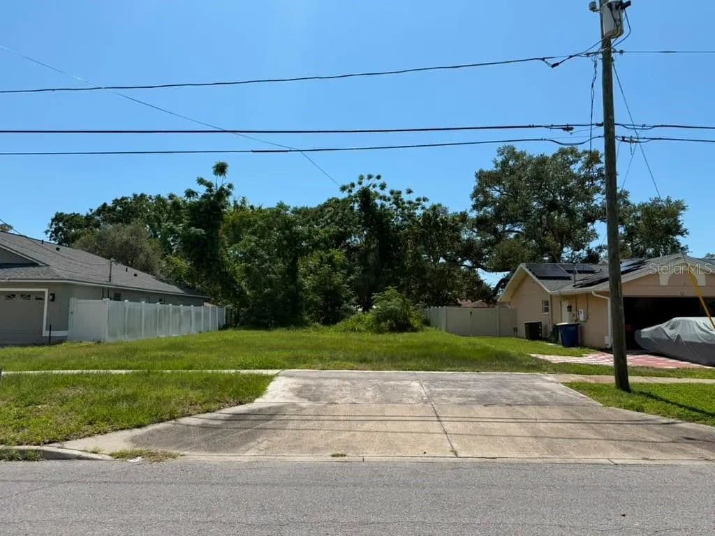 0.17 Acres of Land for Sale in Clearwater, Florida - Clearwater, Florida, 33755