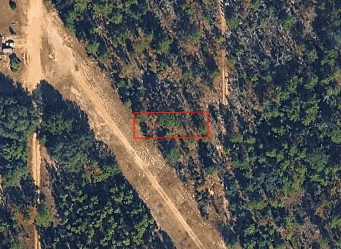0.11 Acres of Land for Sale in INTERLACHEN, FL - Interlachen, Florida, 32148